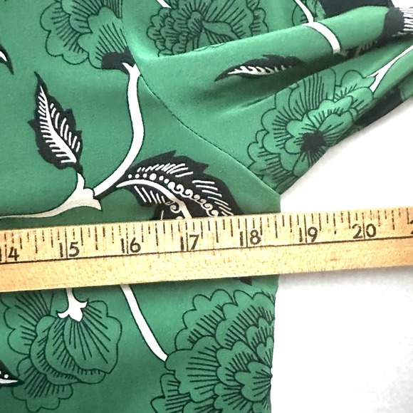 Tibi Silk Dress Sz 8 Green Geometric Floral Cut Out Arms Bateau Luxury - Picture 7 of 13